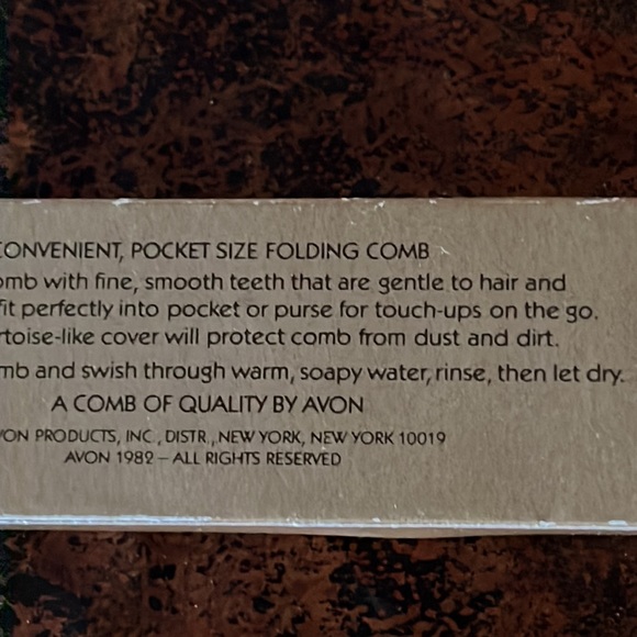 Vintage Avon Cambridge Collection Folding Tortoise Comb IOB - Picture 9 of 9